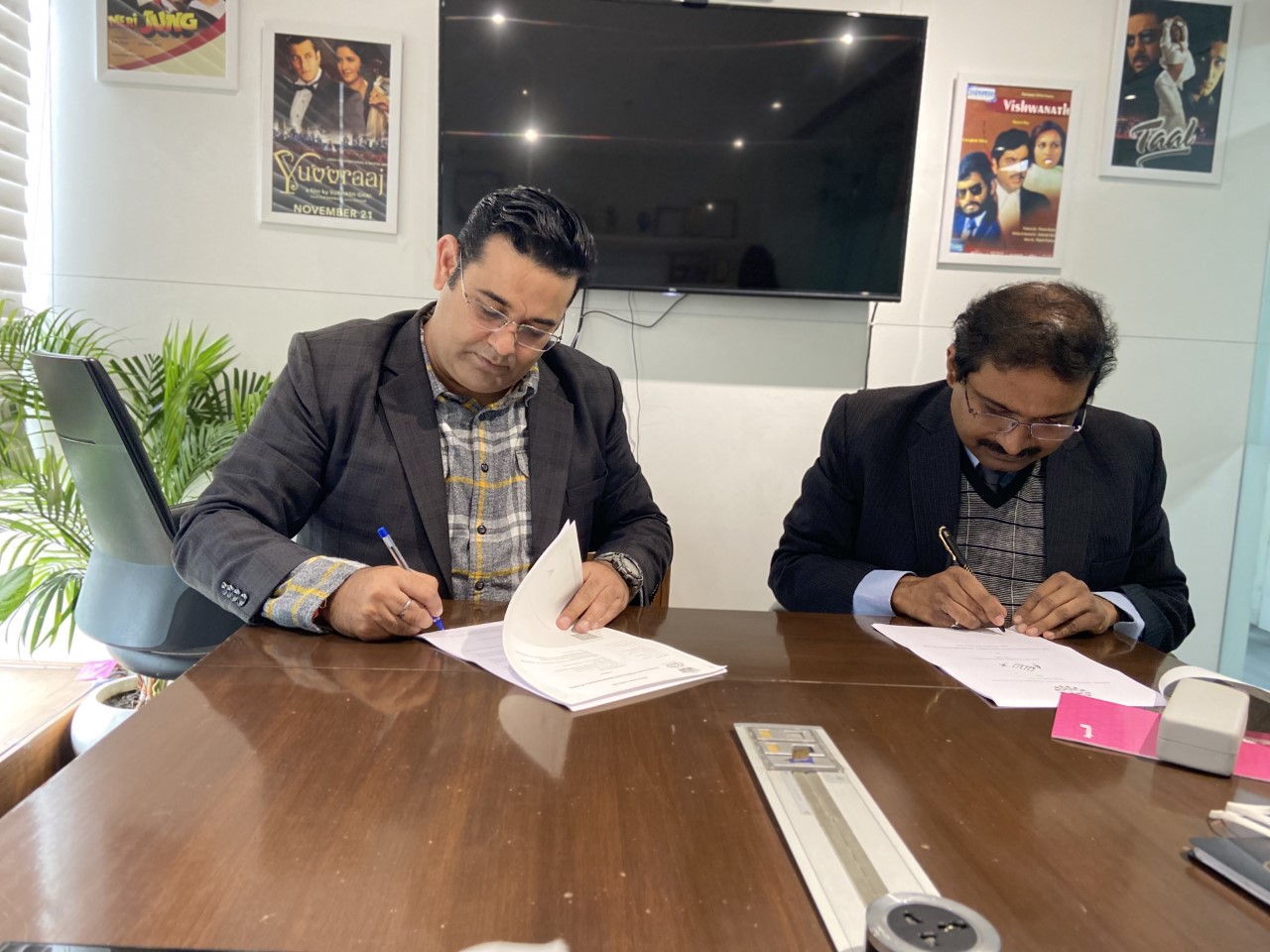 Bhopal: MESC signs MoU with Makhanlal Chaturvedi National University - Vimarsana News