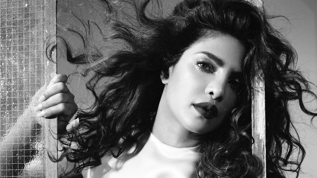 Priyanka Chopra becomes the first Indian actor to feature across over 30 international magazine covers - Vimarsana News