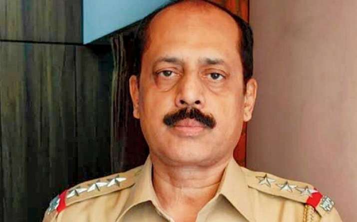 Chandiwal Commission: Vaze a 'high performing and obedient officer', says ACP Sanjay Patil in letter to CM - Vimarsana News