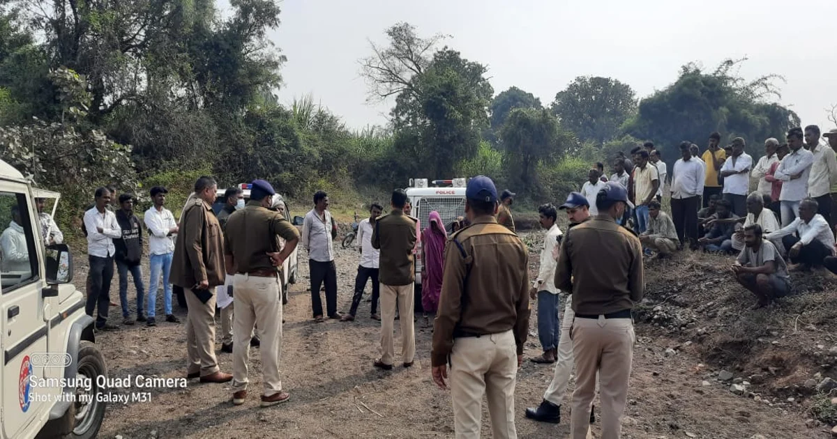 Khetia: SP, forensic team sees crime scene in school child rape situation 1 7 January Khetia Crime Khetia: SP, forensic team sees crime scene in school child rape situation