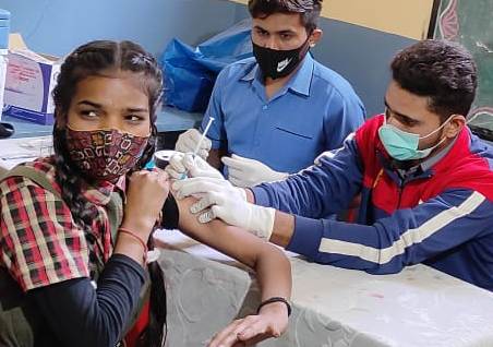 Indore: 99,530 teens vaccinated in Indore till date under Maha Vaccination Drive 'Mission 15-18' - Vimarsana News
