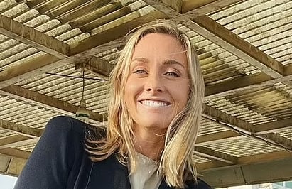 Pregnant New Zealand journalist Charlotte Bellis takes to Taliban for help, gets stranded in Afghanistan - Vimarsana News