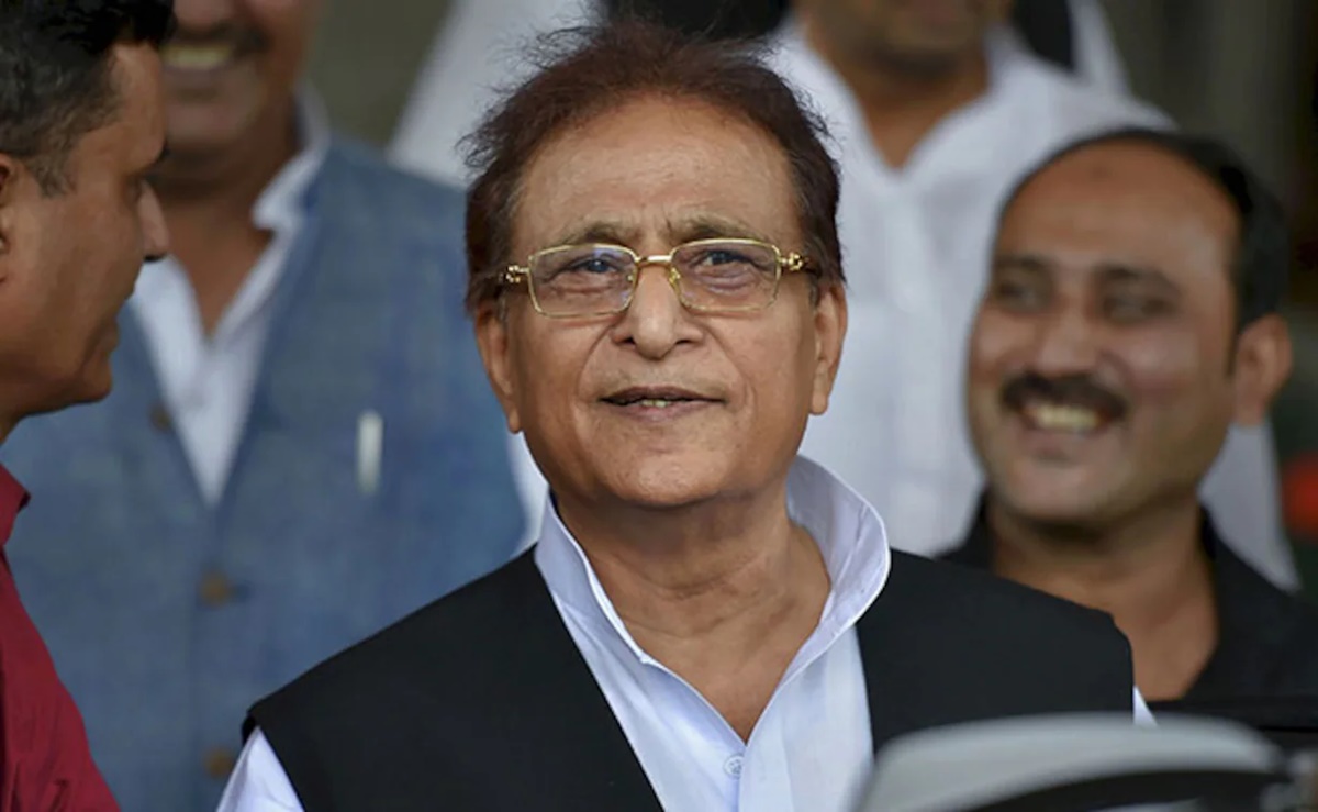 UP elections 2022: Samajwadi Party fields jailed MP Azam Khan from Rampur - Vimarsana News