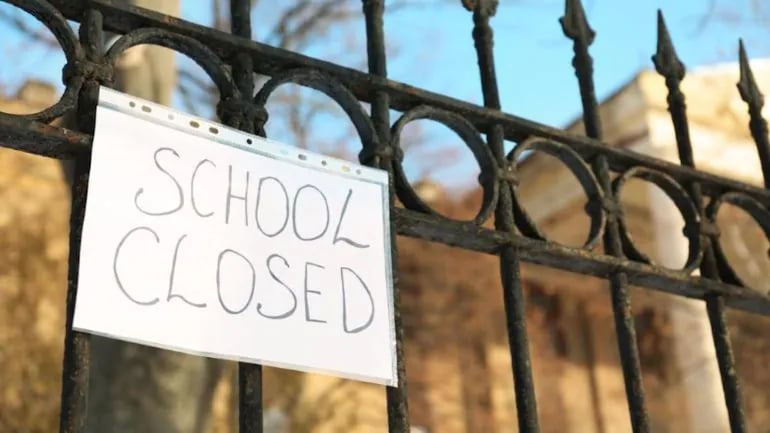 Bihar: Patna shuts down schools for a week up to class 8 amid cold waves and Covid scare - Vimarsana News