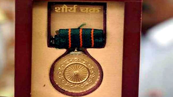 Shaurya Chakra- third highest peacetime gallantry medal awarded to 6 Army personnel - Vimarsana News