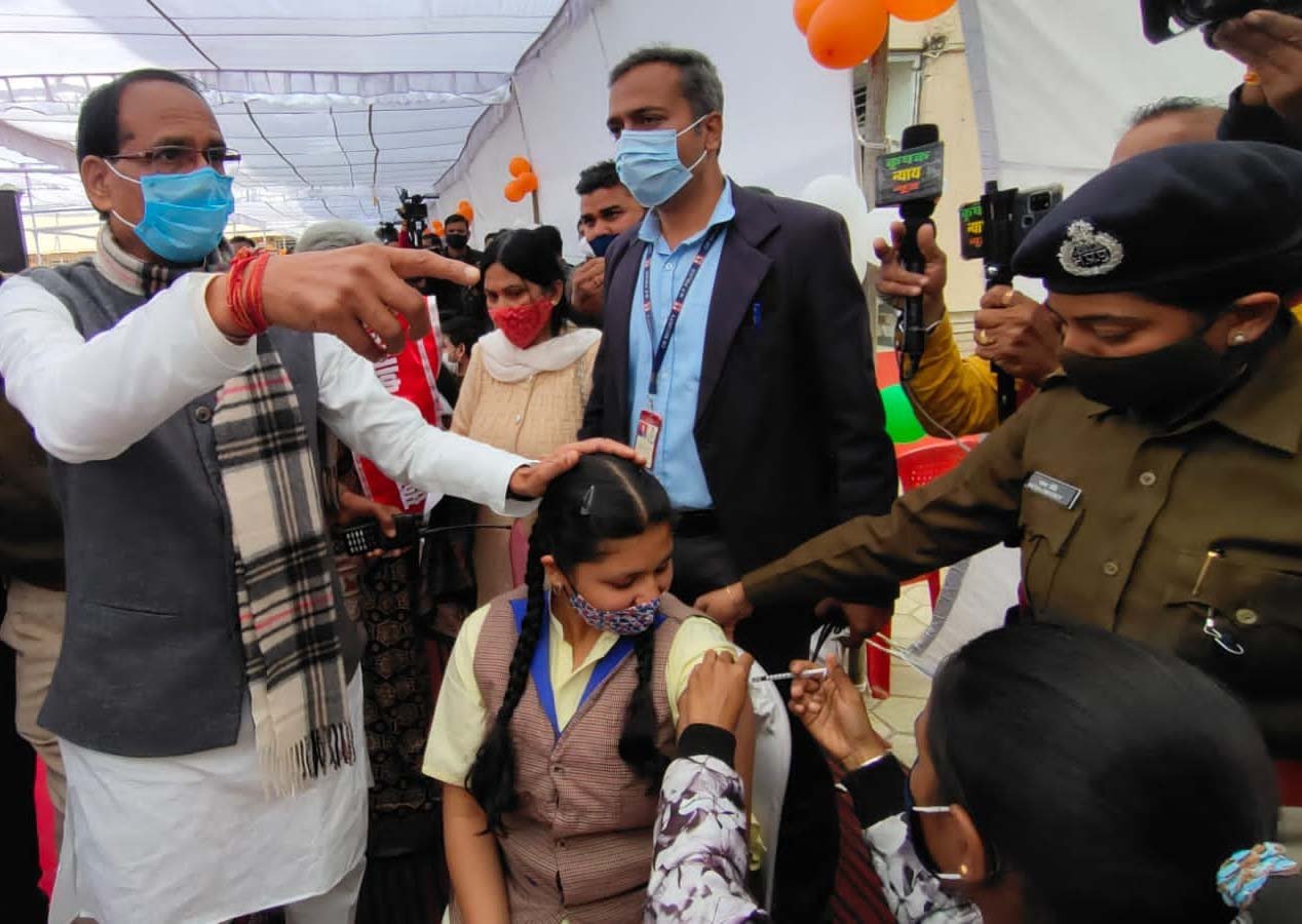 Bhopal: First day of teen vaccination drive, 6,98,428 jabbed in state - Vimarsana News