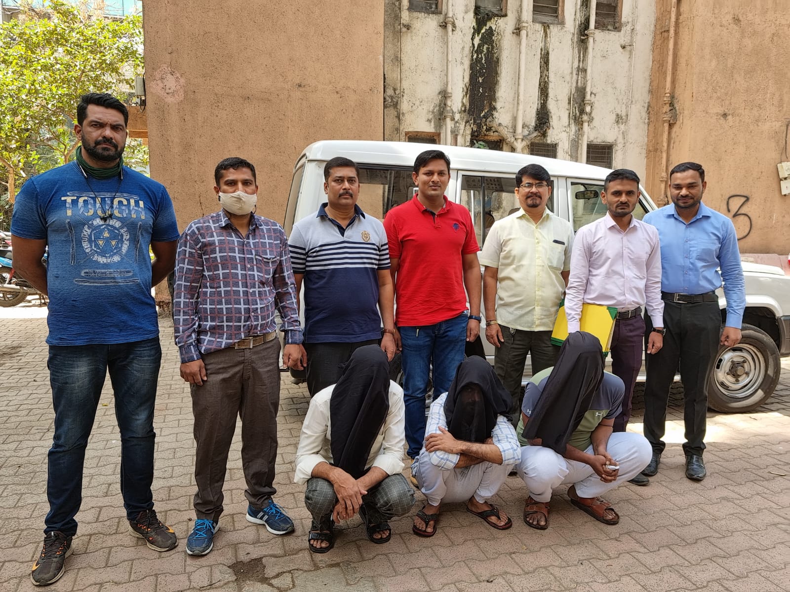 Mumbai: ANC arrests five people including Ivorian national and woman with narcotic drugs worth Rs 1.21 crores - Vimarsana News
