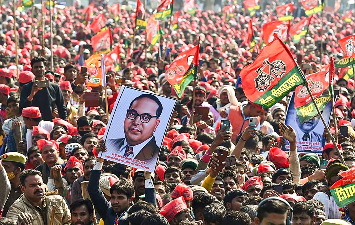 UP elections 2022: Songs and slogans reverberate in the air during poll campaigning - Vimarsana News