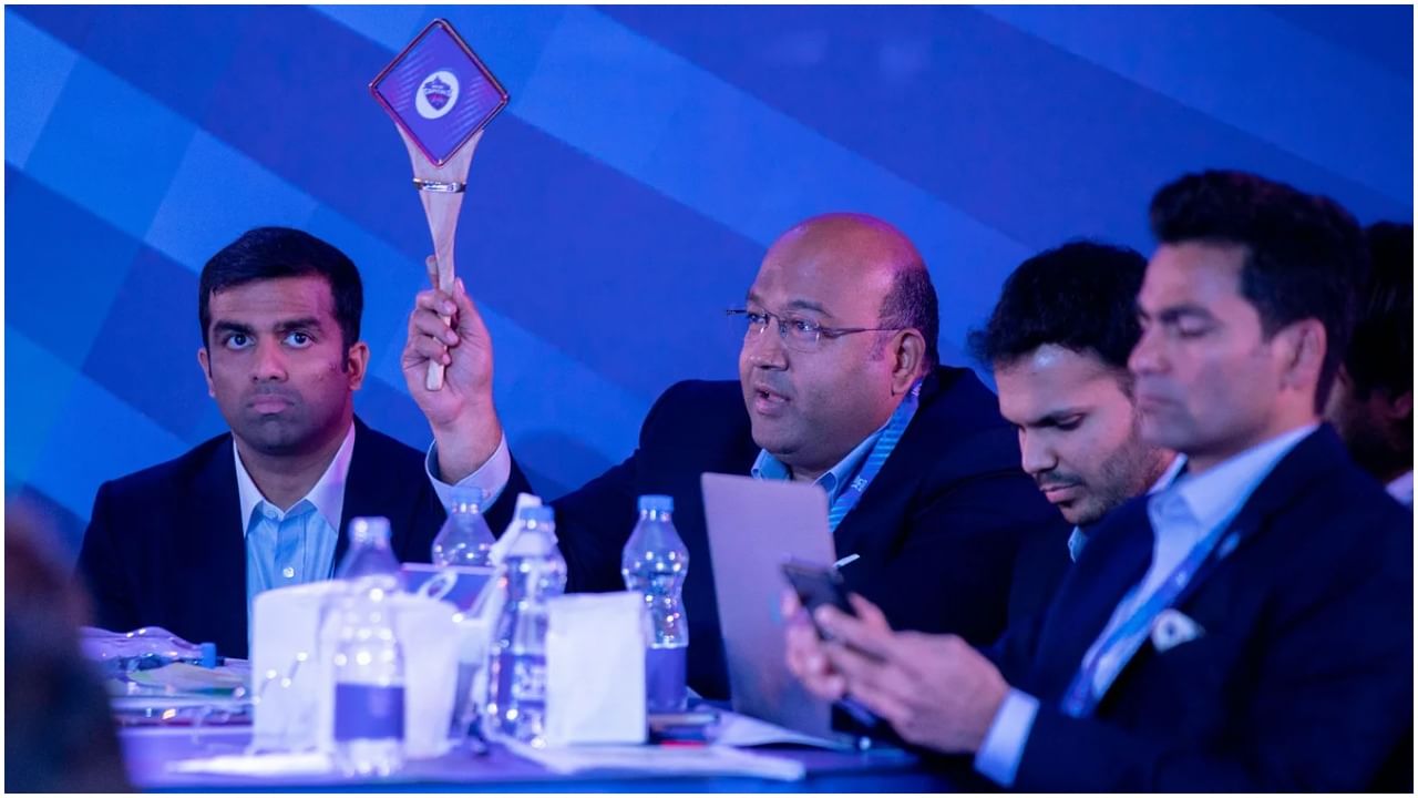 Twitterati hail Delhi Capitals co-owner Kiran Kumar Grandhi for his stratergy at IPL 2022 mega auction; all you need to know about GMR empire's heir - Vimarsana News