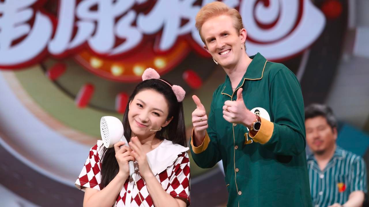 How Harry 'Hazza' Harding is connecting communities from China with his songs and shows - Vimarsana News