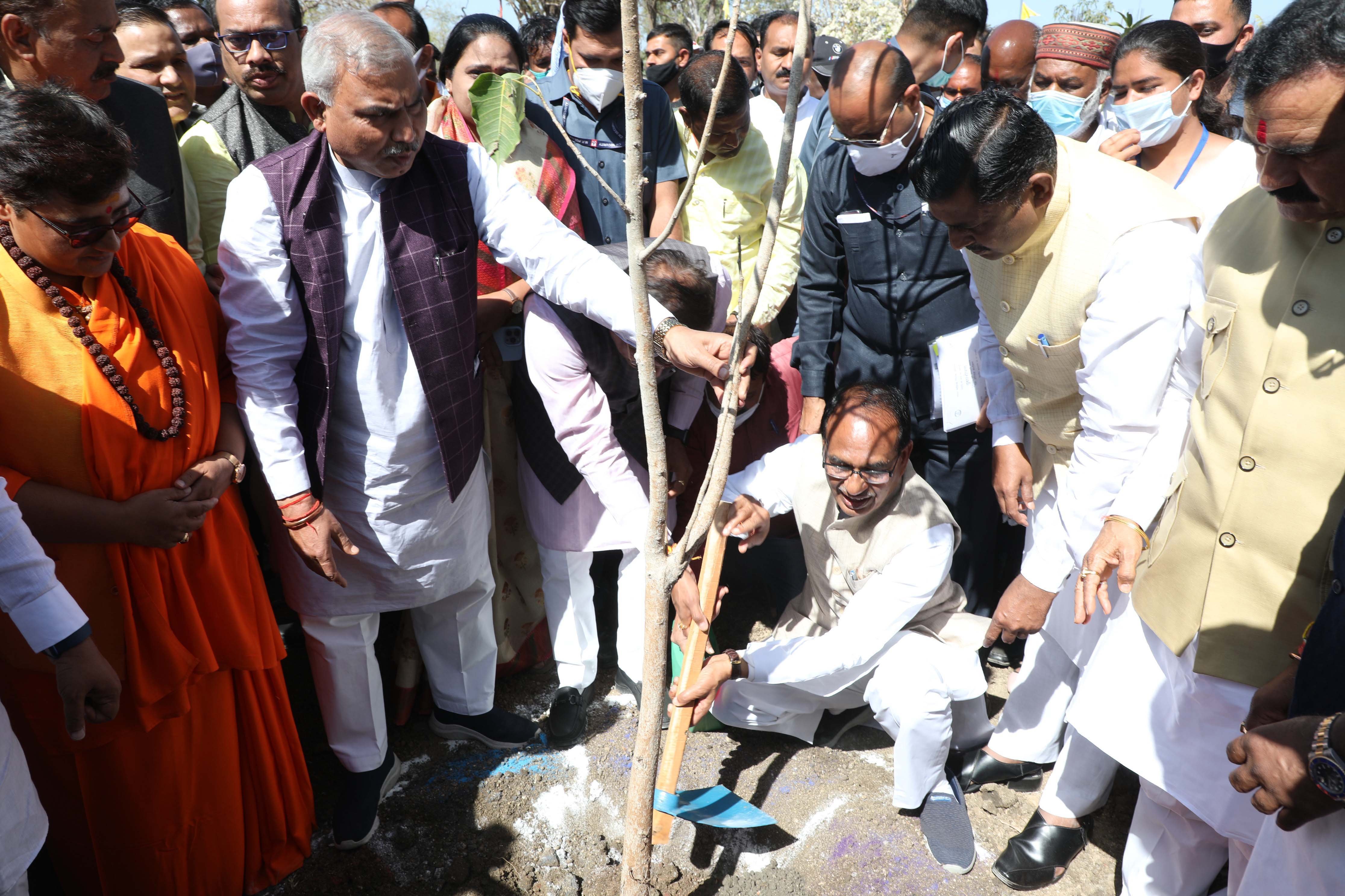 We have to make plantation an integral part of our life, says Chief Minister Shivraj Singh Chouhan - Vimarsana News