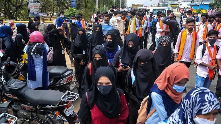 Hijab row unfortunate: Colleges say they don't differentiate - Vimarsana News