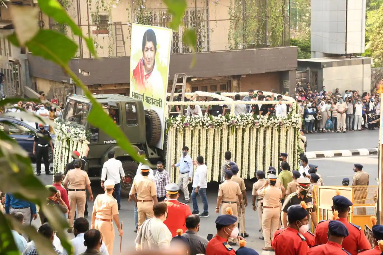 Mumbai: Security beefed for Lata Mangeshkar's last rites, traffic snarls follow - Vimarsana News