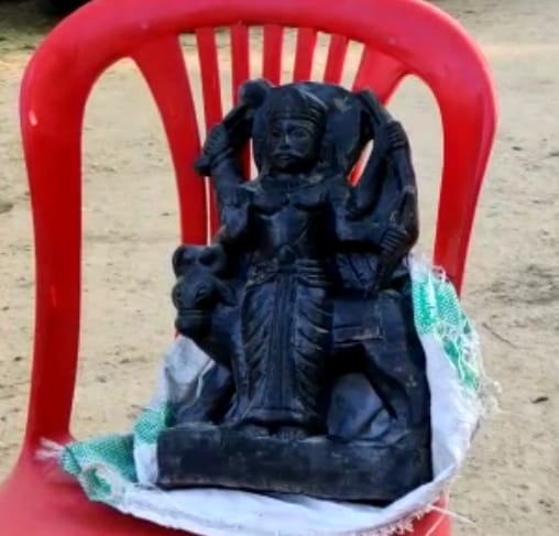 Bhind: Thieves steal Shani Dev's idol but cops recover 'statue of Lord Yama' - Vimarsana News