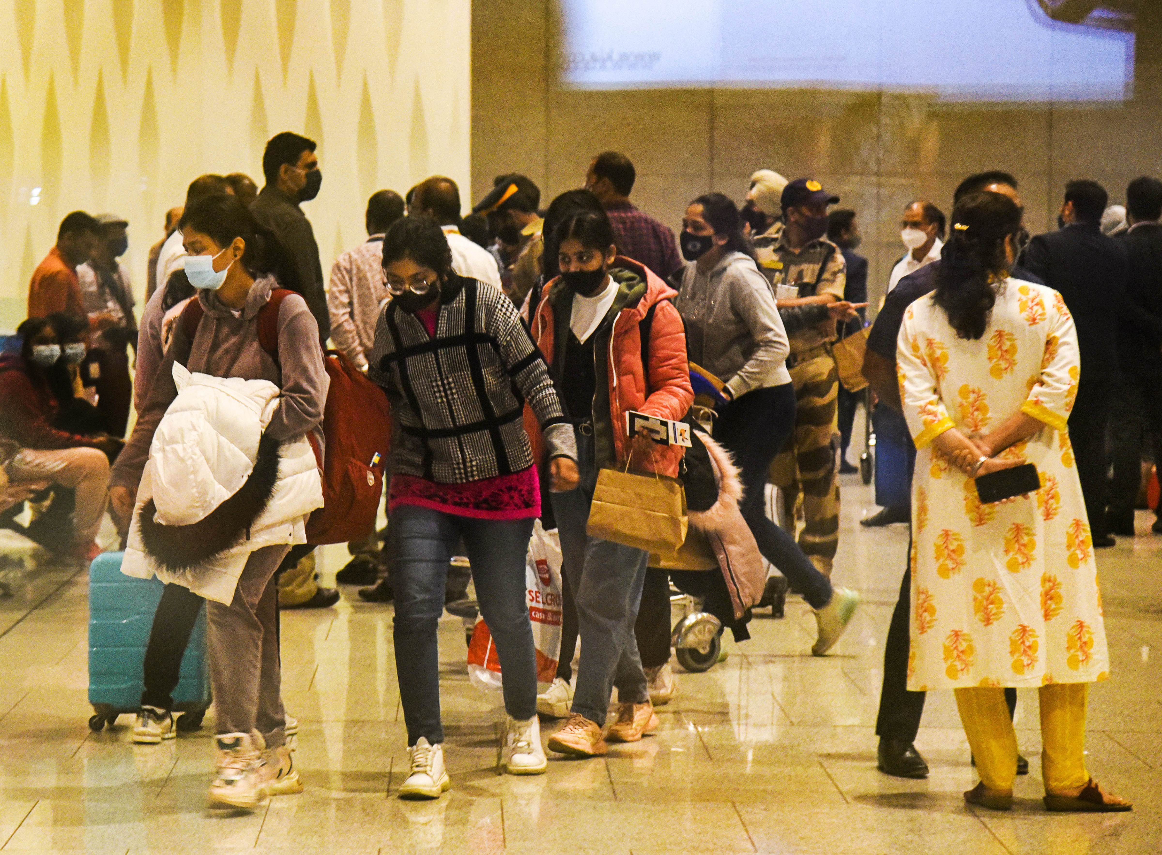 Russia says 130 buses ready to ferry stranded Indian students, foreigners from war-torn Ukraine - Vimarsana News