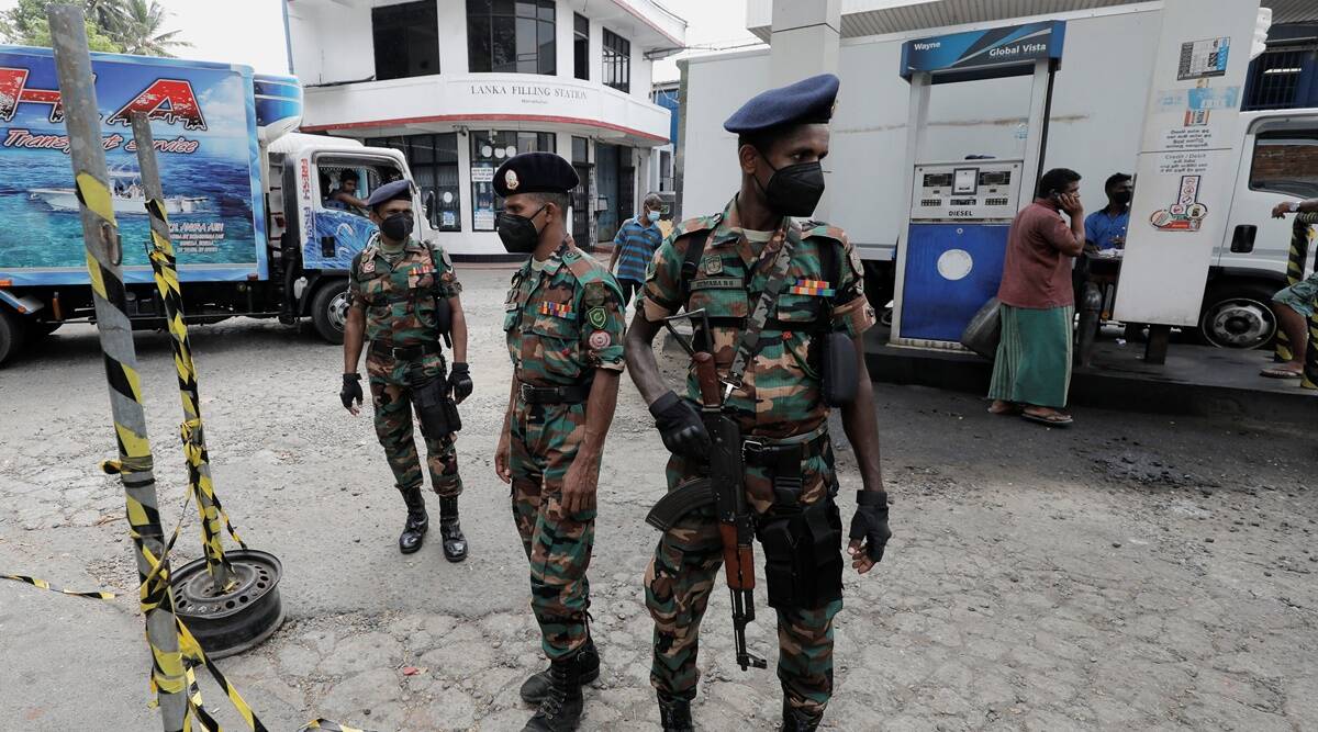 Sri Lankan President deploys army at fuel stations amid shortage as country battles worst economic crisis - Vimarsana News