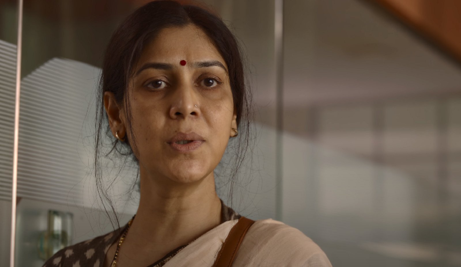 Watch 'Mai' Trailer: Sakshi Tanwar, Wamiqa Gabbi's revenge drama to release on Netflix on April 15 - Vimarsana News