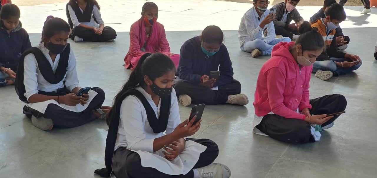ConnectEd Tech to provide govt school students in Gujarat, Maha with free online access to educational content - Vimarsana News
