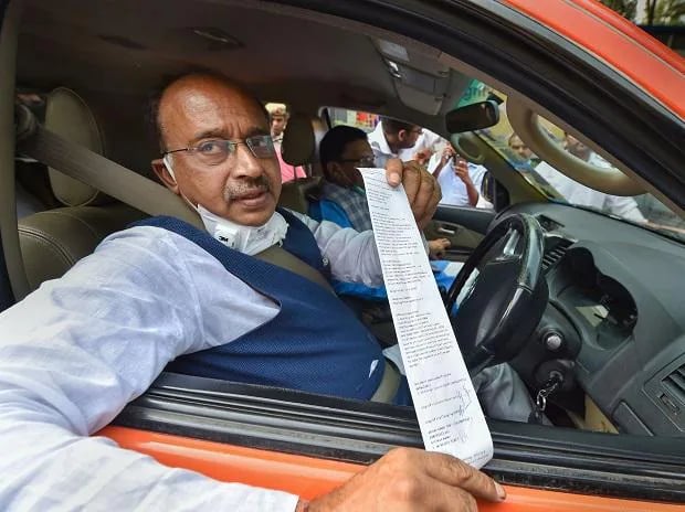 Delhi Police recovers former MP Vijay Goel's snatched phone, arrests 22-year-old man - Vimarsana News