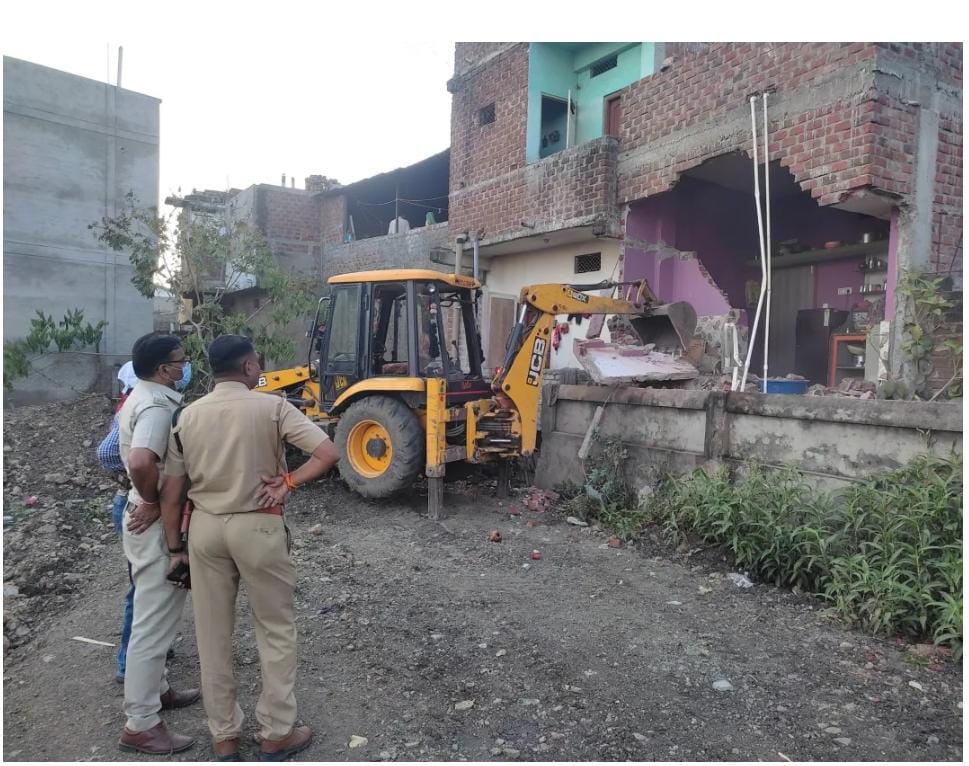 Golu Jhunje murder case: Valmiki community members resume work - Vimarsana News