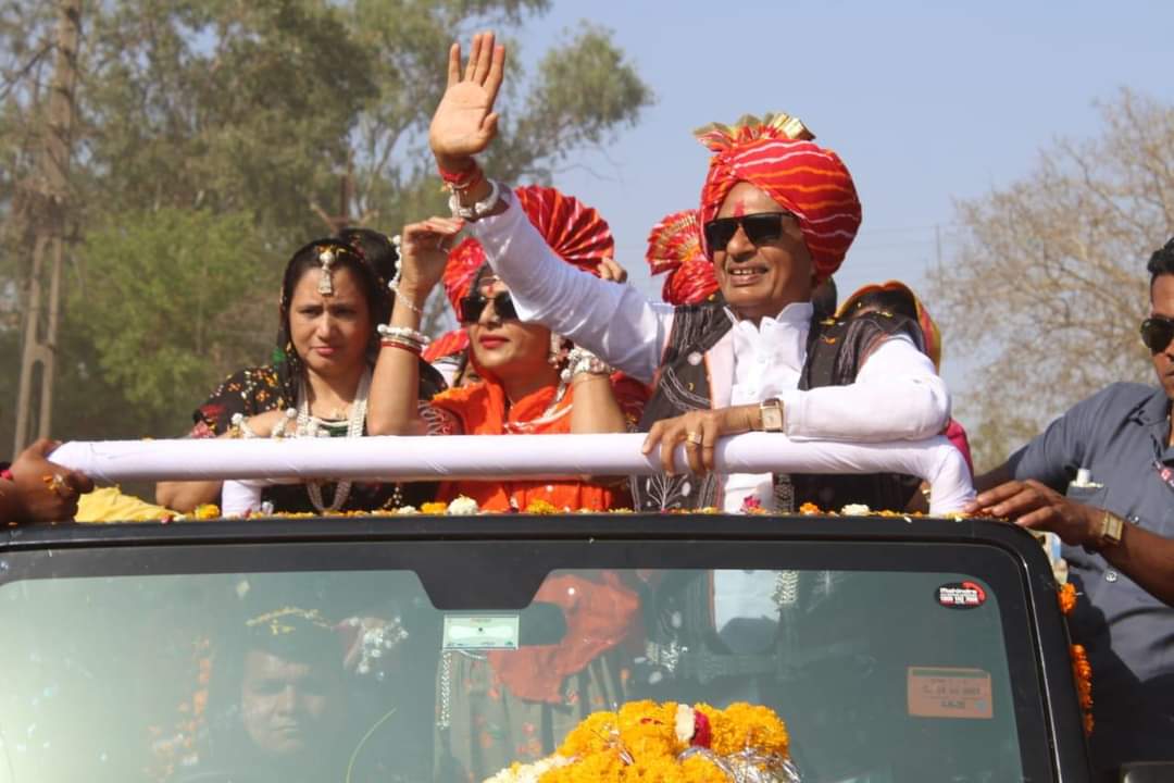 Thandla: CM Shivraj, wife attend Thandla Bhagoria Haat, congratulate people on Holi - Vimarsana News