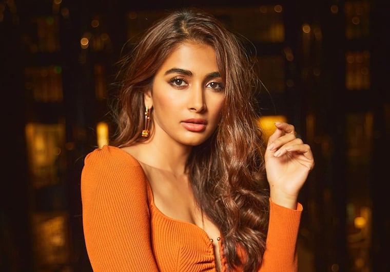 Cooking Up a Storm with Pooja Hegde: The Radhe Shyam actress spills the beans on the weirdest food she has ever eaten and more! - Vimarsana News