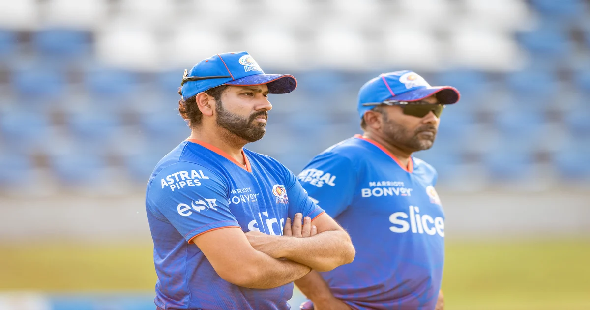 Preview: It's all about the begin as heavyweights Mumbai Indians take on Delhi Capitals 1 Head Coach Mahela Jayawardene and Captain Rohit Sharma Preview: It's all about the begin as heavyweights Mumbai Indians take on Delhi Capitals