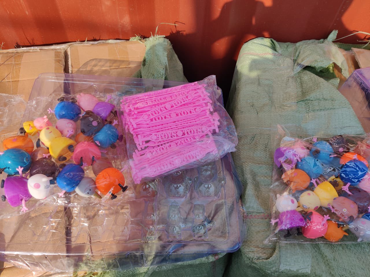 Mumbai: Nhava Sheva Custom officials seize undeclared goods worth crores in multiple ops in a week; see pics - Vimarsana News