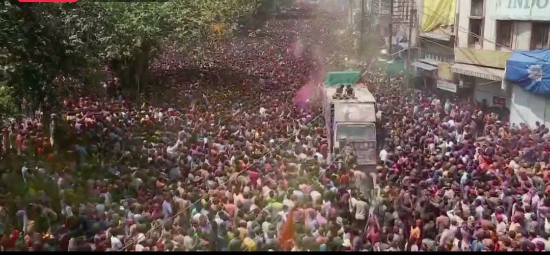 Rangpanchami: City sky turns colorful with the first 'Ger' reaches Rajwada - Vimarsana News