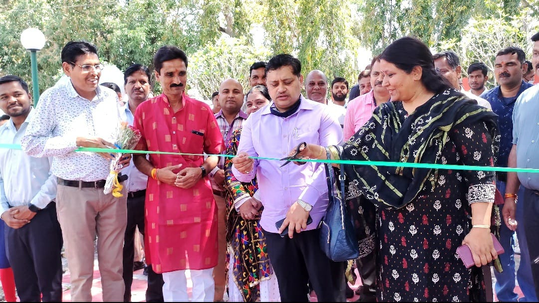 Mhow News Update: Cantt Board Flower Garden inaugurated; Photoshop sealed by administration; Know all about it here - Vimarsana News