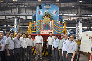 Sunil Kumar Sood, General Manager, CR flagged off the 250th Diesel Loco manufactured at Loco Workshop, Parel and 600th rehabilitated Coach for passenger services.