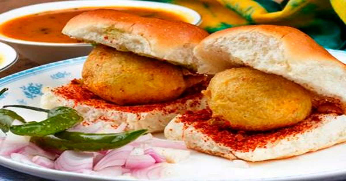 Famous Vada Pav In Mumbai Famous Vada Pav places in Mumbai