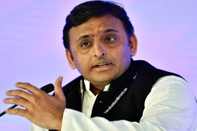 Uttar Pradesh Assembly Polls: Samajwadi Party chief Akhilesh Yadav welcomes more BSP, BJP leaders in his party - Vimarsana News