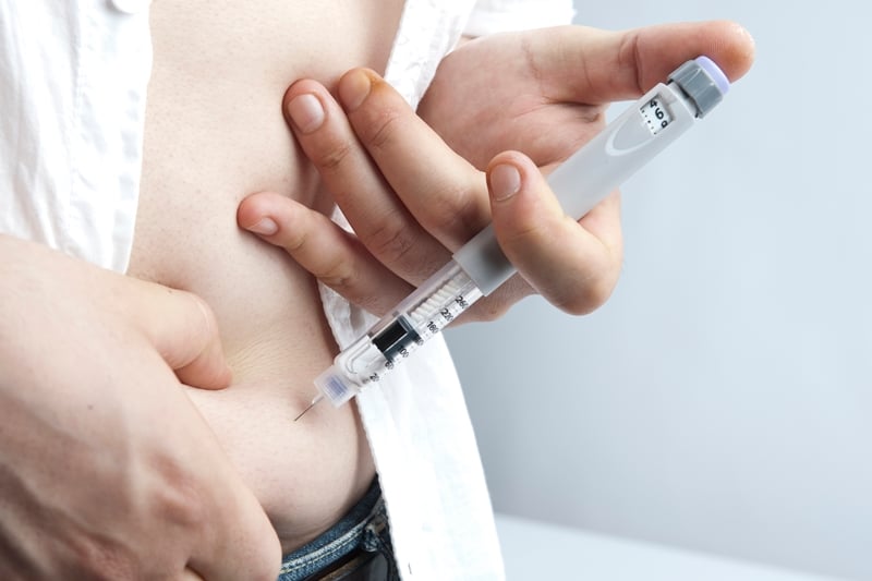 Indore: Two gym trainers booked for giving wrong injection to man to gain weight - Vimarsana News