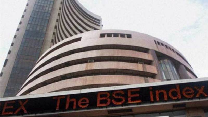 Bulls roar on D-Street: Sensex surpasses 62,000-mark, Nifty opens at record high of 18,604 - Vimarsana News