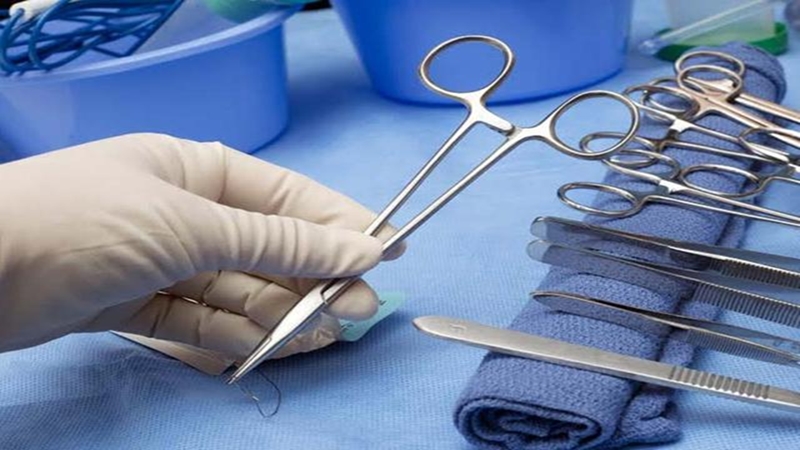 Madhya Pradesh: Woman made to lie on floor after sterilisation surgery - Vimarsana News