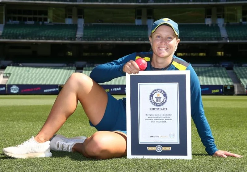 Watch Australia’s Alyssa Healy sets new Guinness World Record for