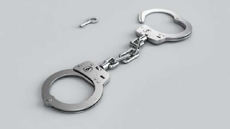 Indore Crime Diary: Cops recover pistol, cartridges from toy factory of accused in syndicate liquor businessman shoot case; Married woman raped in the Banganga area - Vimarsana News
