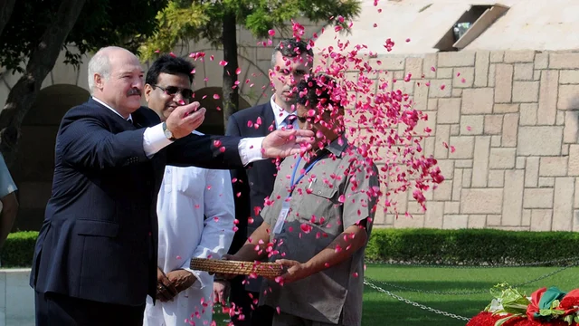 President of the Republic of Belarus, Alexander Lukashenko, pays floral tributes at the Samadhi of Mahatma Gandhi, at Rajghat, in Delhi. President of the Republic of Belarus, Alexander Lukashenko, pays floral tributes at the Samadhi of Mahatma Gandhi, at Rajghat, in Delhi.