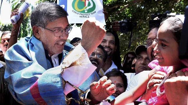 Nobel laureate Kailash Satyarthi interact with children in Thiruvananthapuram. Nobel laureate Kailash Satyarthi interact with children in Thiruvananthapuram.