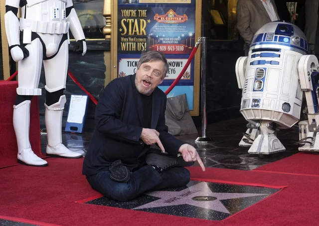 Actor Mark Hamill attends a star honoring ceremony on the Hollywood Walk of Fame in Los Angeles, the United States, Mark Hamill was honored with a star on the Hollywood Walk of Fame. Actor Mark Hamill attends a star honoring ceremony on the Hollywood Walk of Fame in Los Angeles, the United States, Mark Hamill was honored with a star on the Hollywood Walk of Fame.