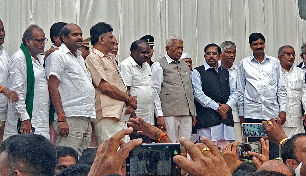 Karnataka 25 Ministers Sworn Into Hd Kumaraswamy S Cabinet