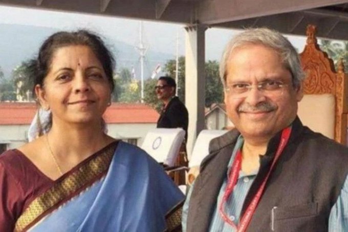 Due to liberalisation production increases which helped to check inflation image