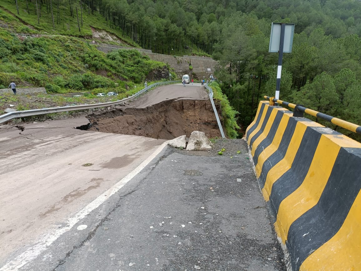 Shimla-Chandigarh road in Solan collapses, Himachal CM orders probe
