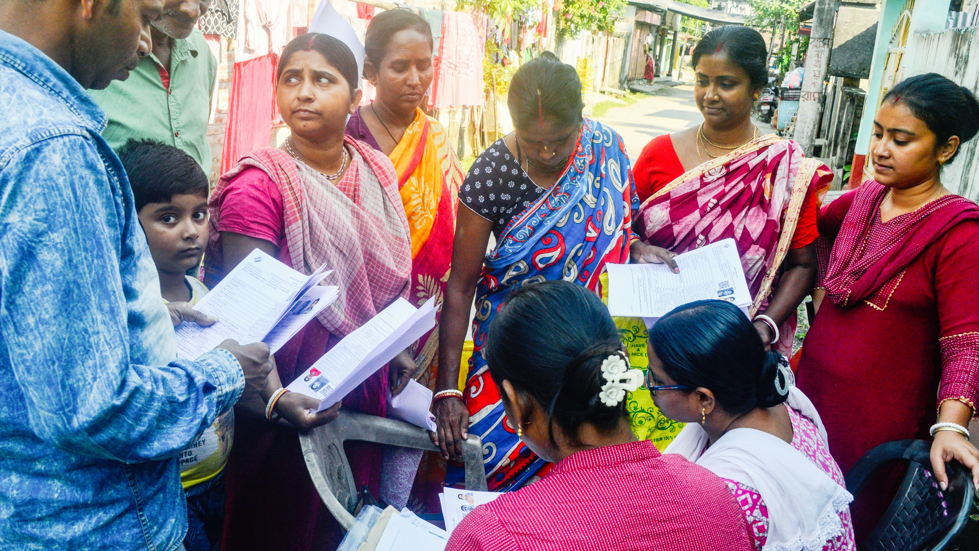 West Bengal Cabinet Approves Government Jobs for Families Affected During SIR Process