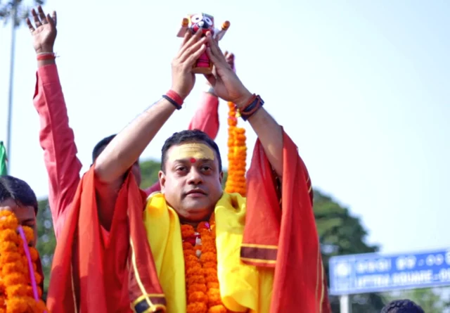 तीसरे चरण का चुनाव: राहुल गांधी, अमित शाह, मुलायम सिंह यादव, संबित पात्रा समेत इन दिग्गजों की किस्मत का फैसला आज