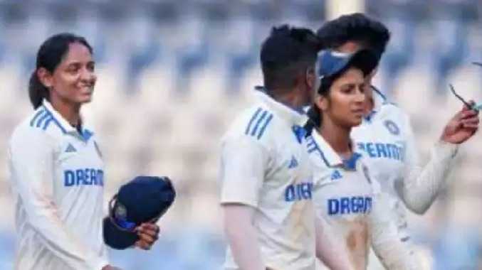 ஆஸ்திரேலியாவுக்கு எதிரான டெஸ்ட் போட்டி