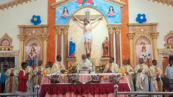 புனித அந்தோணியார் ஆலய கோபுரம் அர்ச்சிப்பு விழா