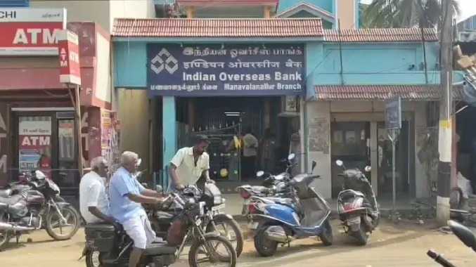 25 சவரன் தங்க நகையை வீட்டில் வைத்துக்கொண்டு நாடகம்