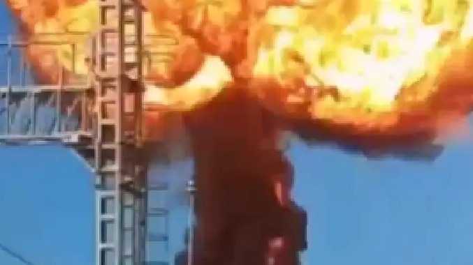 எரிபொருள் ஏற்றிச் சென்ற ரயில் தடம்புரண்டு விபத்து